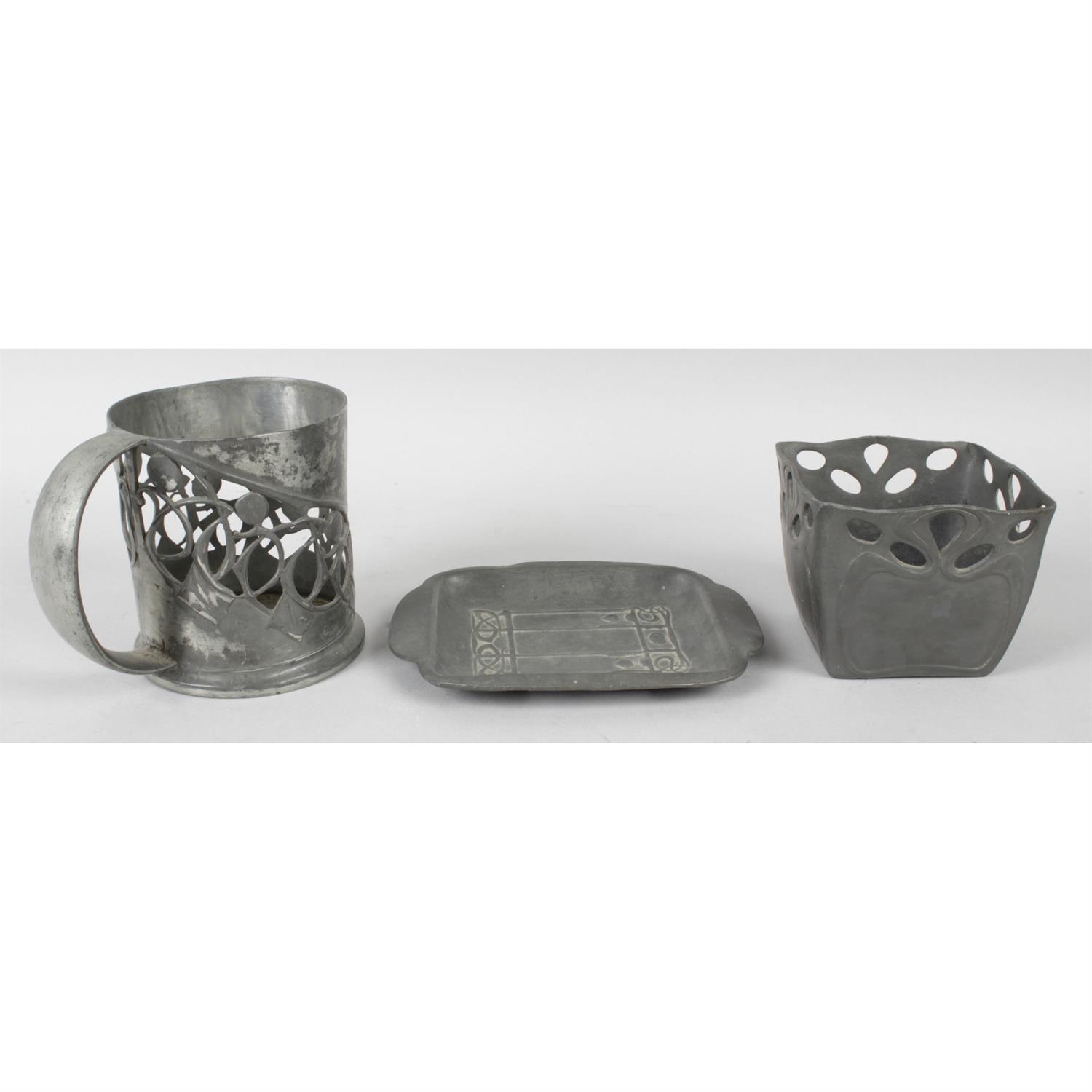 Three pieces of Art Nouveau pewter