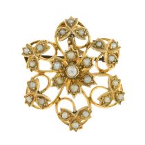 Early 20th century 9ct gold split pearl floral brooch