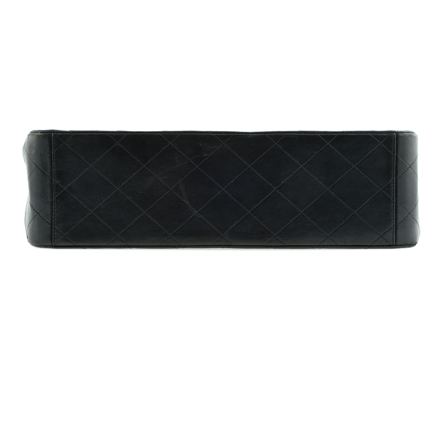 Chanel - Maxi Single Flap. - Image 4 of 4