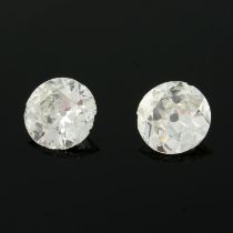 Two old-cut diamonds, 0.86ct