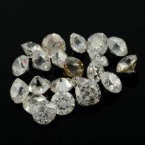 Assorted vari-cut diamonds, 4.18ct