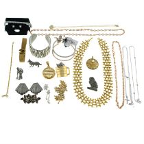 Assorted jewellery, to include Swarovski, Monet & others