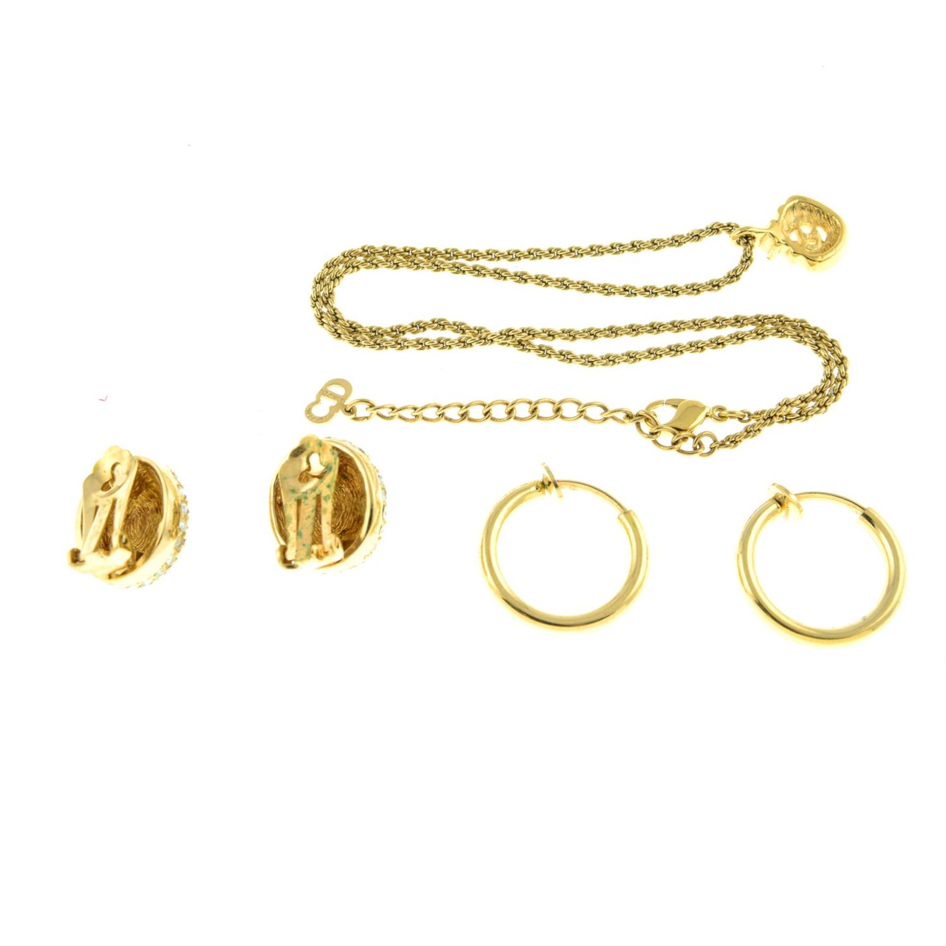 Christian Dior - two pairs of clip on earrings and necklace. - Image 2 of 2