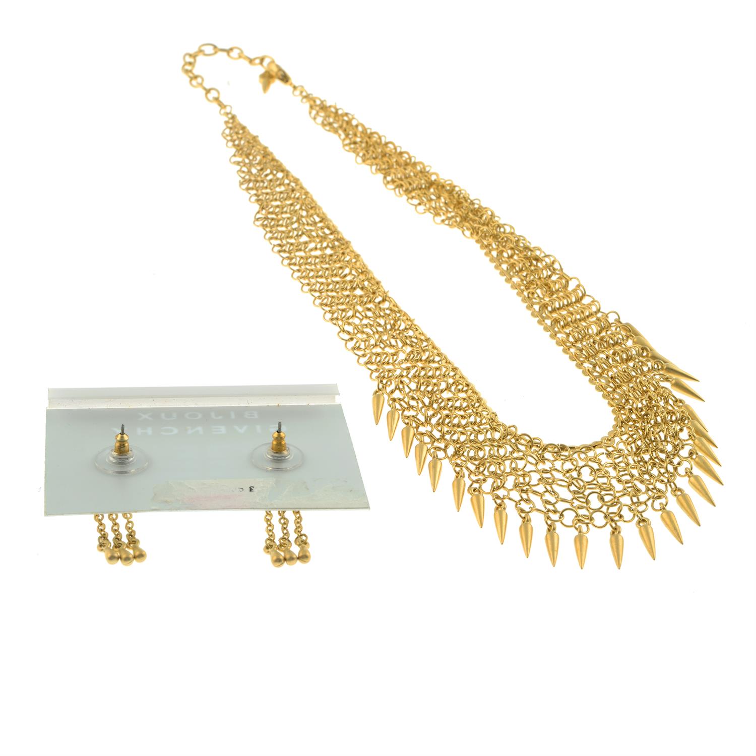 Givenchy - necklace and earring set. - Image 3 of 3