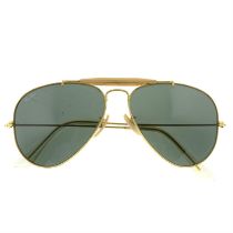 Ray-Ban - sunglasses.