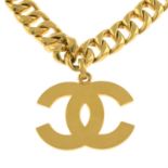Chanel - CC chain belt.