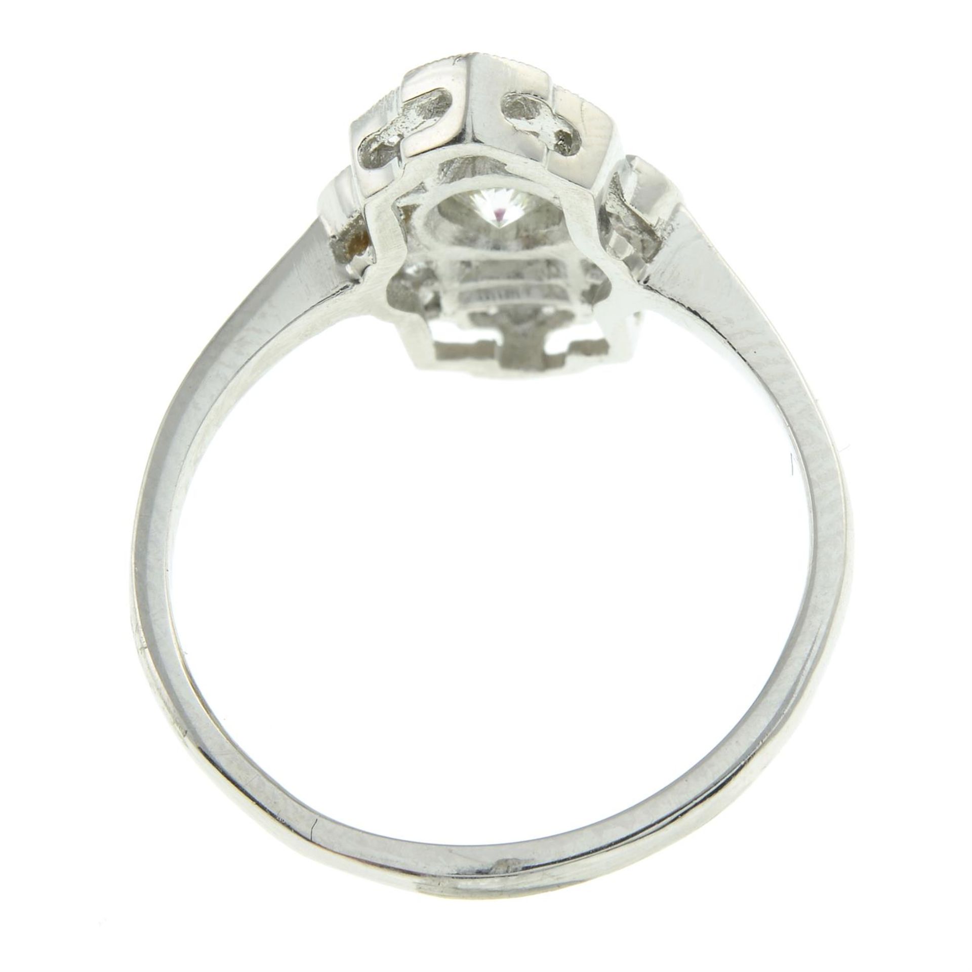 Diamond dress ring - Image 2 of 2