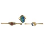 9ct gold opal ring & two brooches