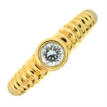 18ct gold diamond single-stone ring