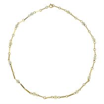 9ct gold cultured pearl necklace