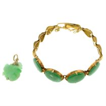 Jade bracelet & pendant