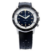 Breitling - a SuperOcean chronograph wrist watch, 42mm.
