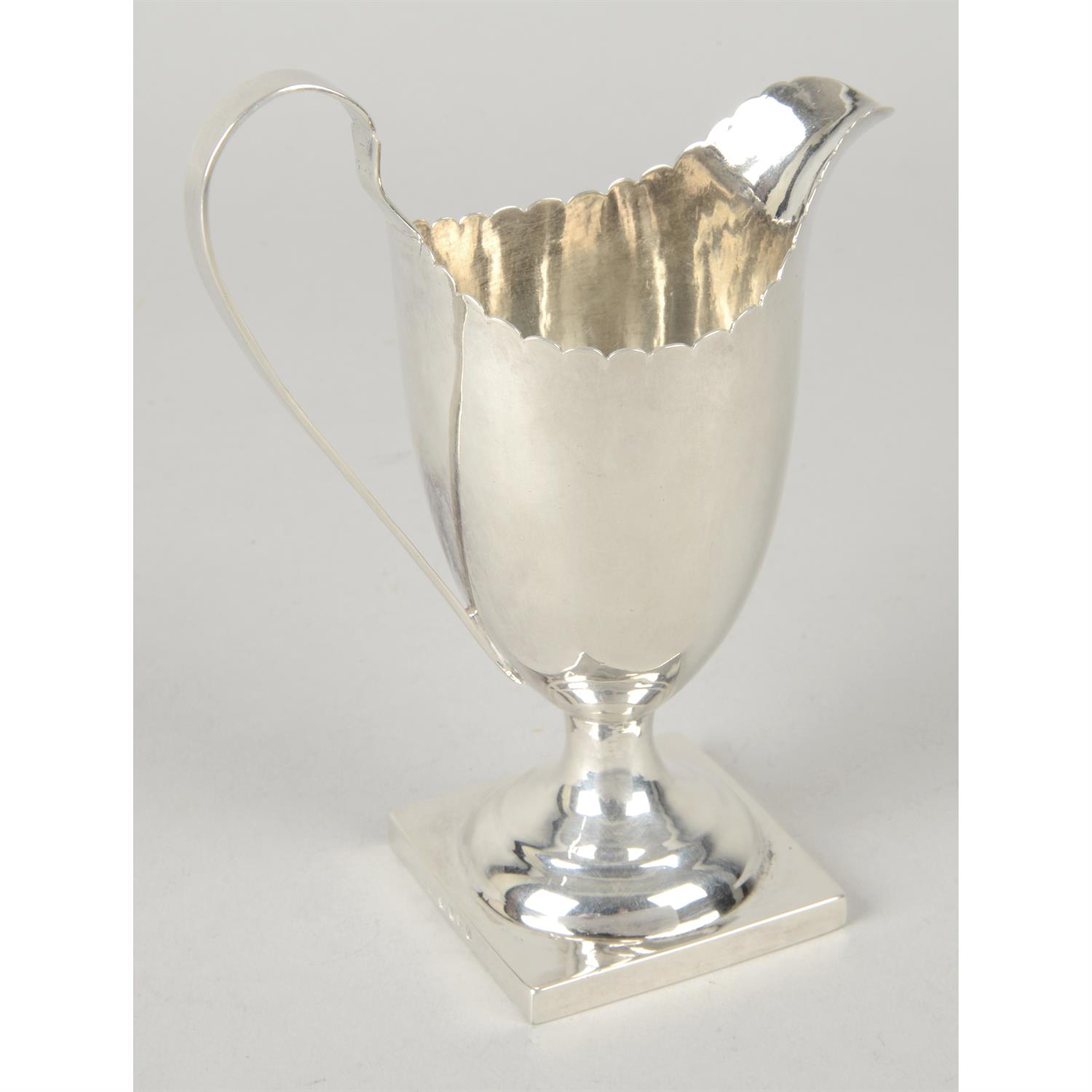 George III silver cream jug with scalloped rim. - Image 2 of 3