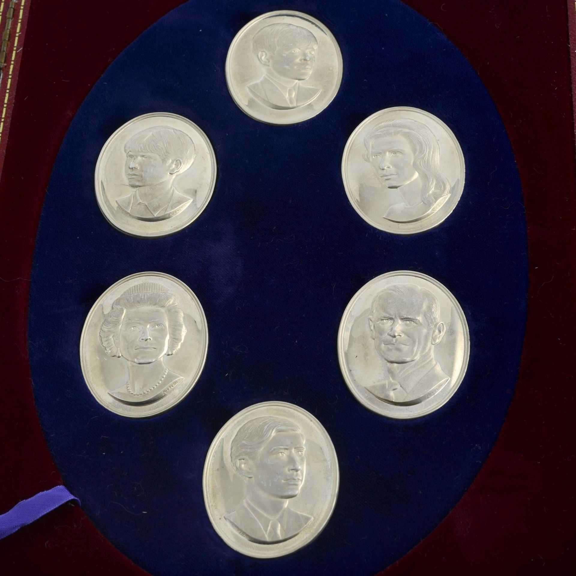 Royal Family silver cameo collection. - Image 2 of 4