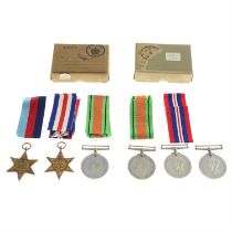 Quantity of WWII medals (10).