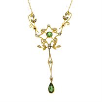 Early 20th century 15ct gold green tourmaline & split pearl necklace