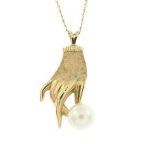 Cultured pearl pendant & chain