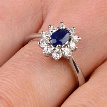 18ct gold sapphire diamond ring