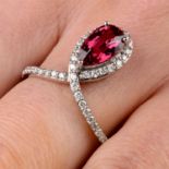 Spinel and diamond ring