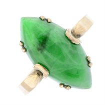 Green gem single-stone ring