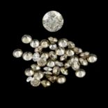 Assorted vari-cut diamonds, 1.84ct