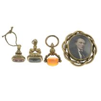 Four pieces of 19th century jewellery