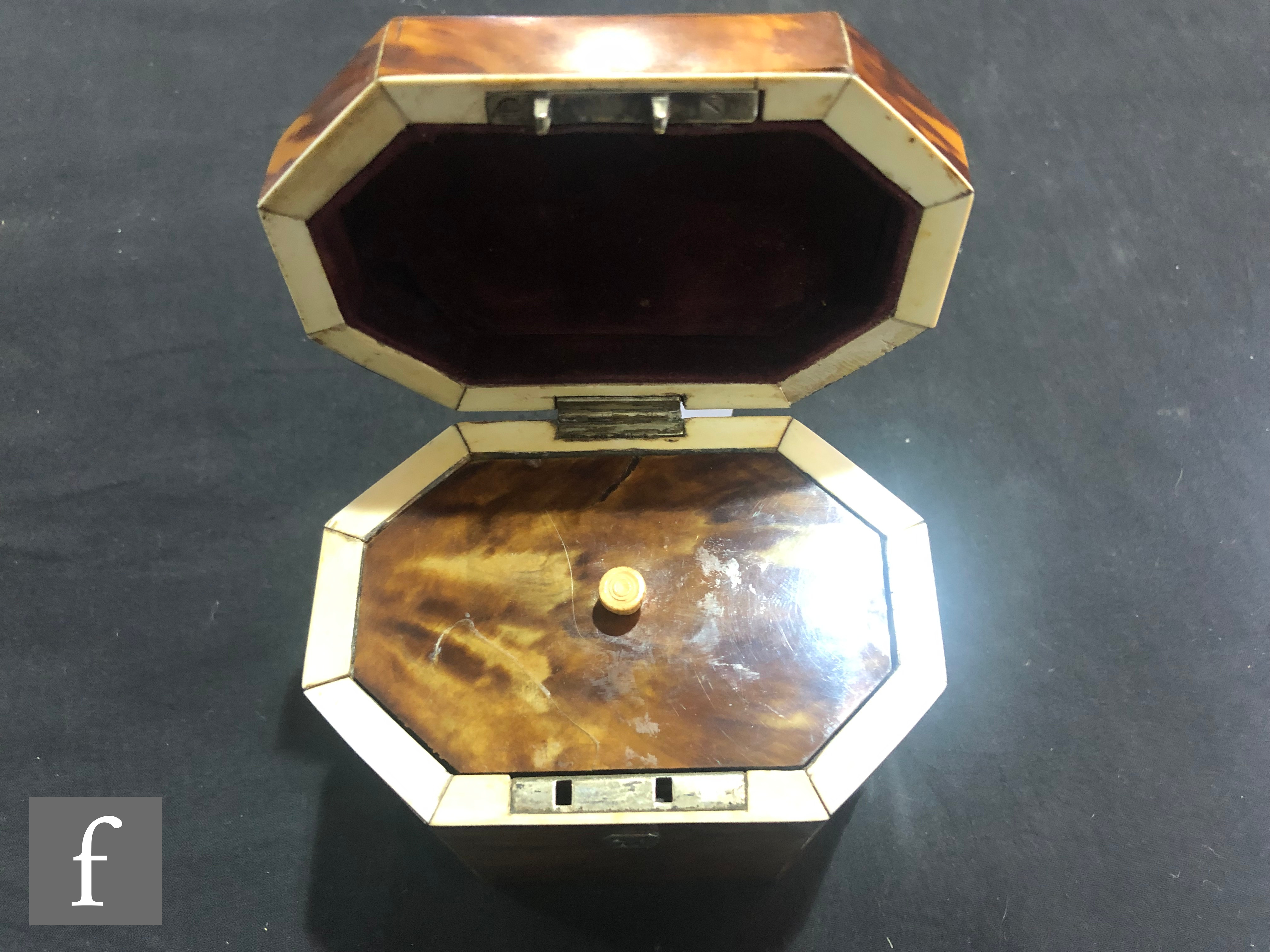 An early 19th Century tortoiseshell and ivory line inlaid tea caddy of octagonal form, the hinged - Image 8 of 9