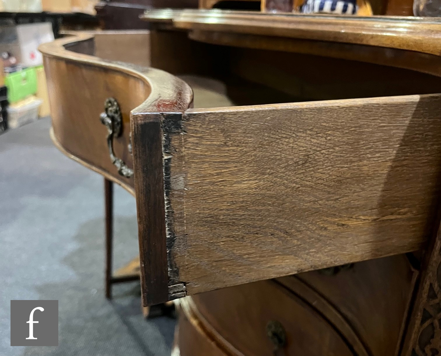 An early 20th Century mahogany serpentine fronted chest of four graduated cock-beaded drawers in the - Image 3 of 8