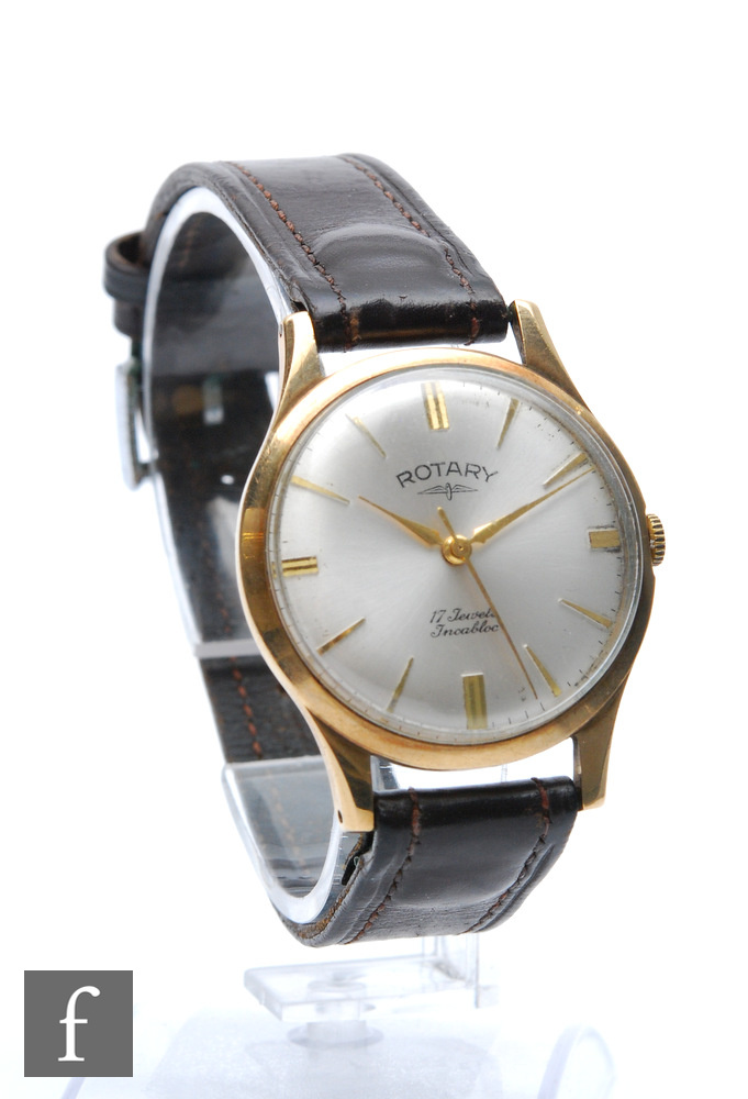 A gentleman's 9ct hallmarked manual wind Rotary wrist watch, gilt batons to a circular silvered