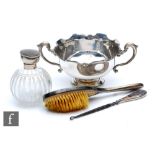 A hallmarked silver twin handled pedestal bowl, Birmingham 1936, Adie Bros Ltd, 10oz, a silver
