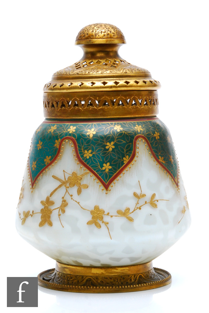 A late 19th Century pomander by Harrach, the tapered cylindrical body in a quilted rose pattern