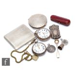 A small parcel lot of assorted items to include a silver cigarette case and compact, two silver open