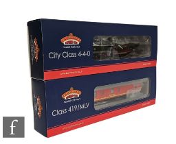 Two OO gauge Bachmann DCC ready locomotives, 31-727 4-4-0 GWR green City Class 'City of London'