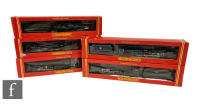 Five OO gauge Hornby locomotives, R322 2-8-0 BR black Class 8F 48758, R330 2-10-0 BR black Class