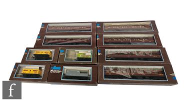 A collection of O gauge Lima rolling stock, to include LMS passenger coaches, boxed. (9)