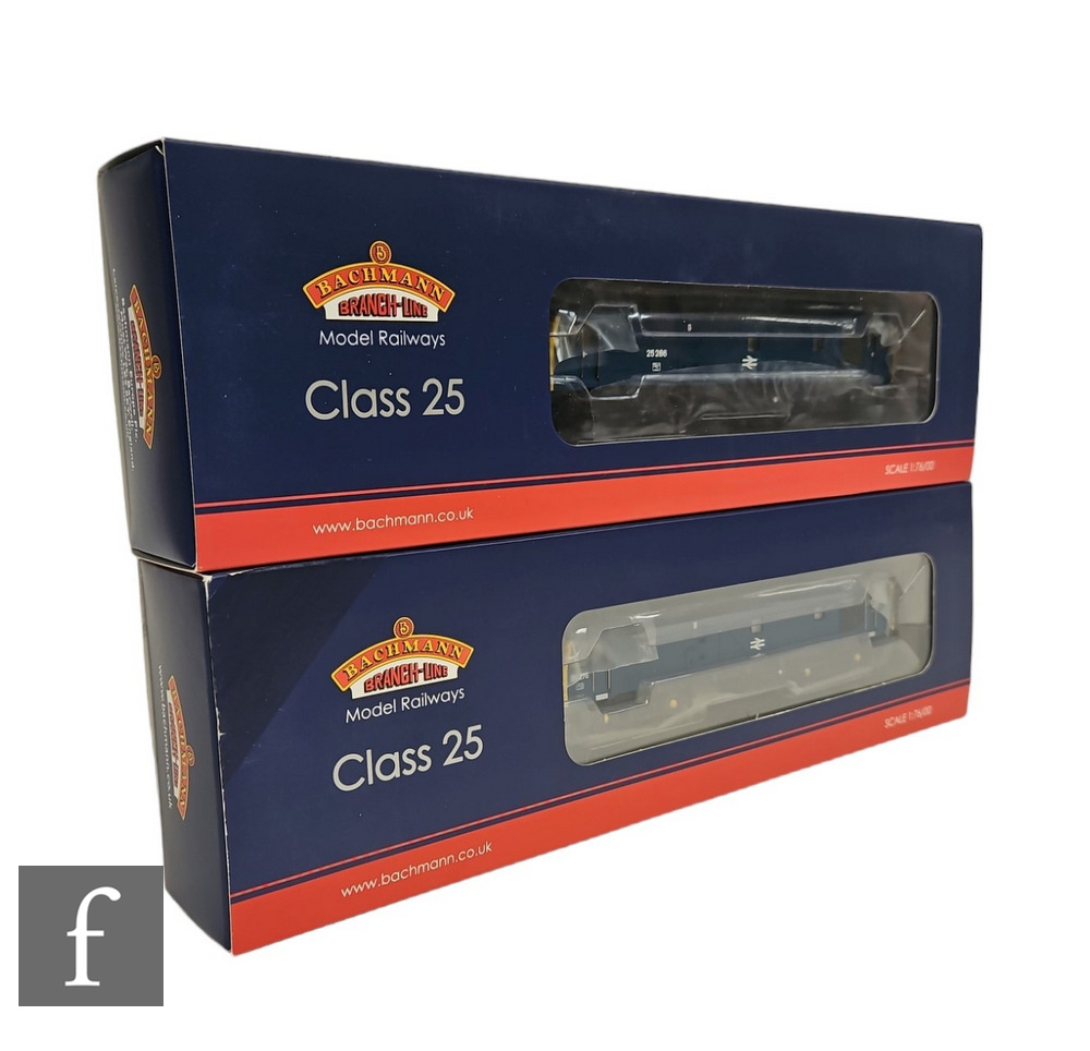 Two OO gauge Bachmann DCC Ready BR blue diesel locomotives, 32-408 Class 25/3 25286 and 32-404 Class