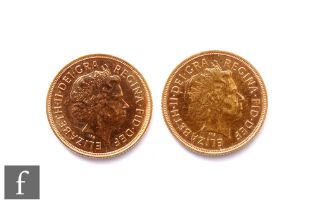 Elizabeth II - Two sovereigns, 2005, reverse with modern interpretation of St George & Dragon. (2)