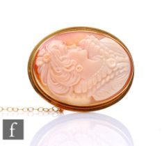 An 18ct hallmarked cameo brooch, head and shoulder profile of a classical lady, weight 9.3g,