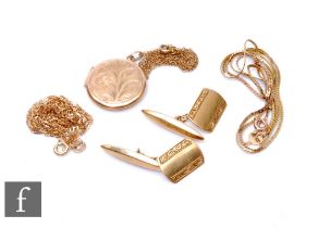 A small parcel lot of assorted 9ct items to include cufflinks, a locket and chain etc, total
