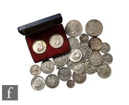 Various American coins to include dollars, 1922 x3 and 1925, various half dollars, quarters and