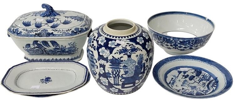 A Nankin blue and white Tureen and cover, decorated in the typical style of figures and landscape;