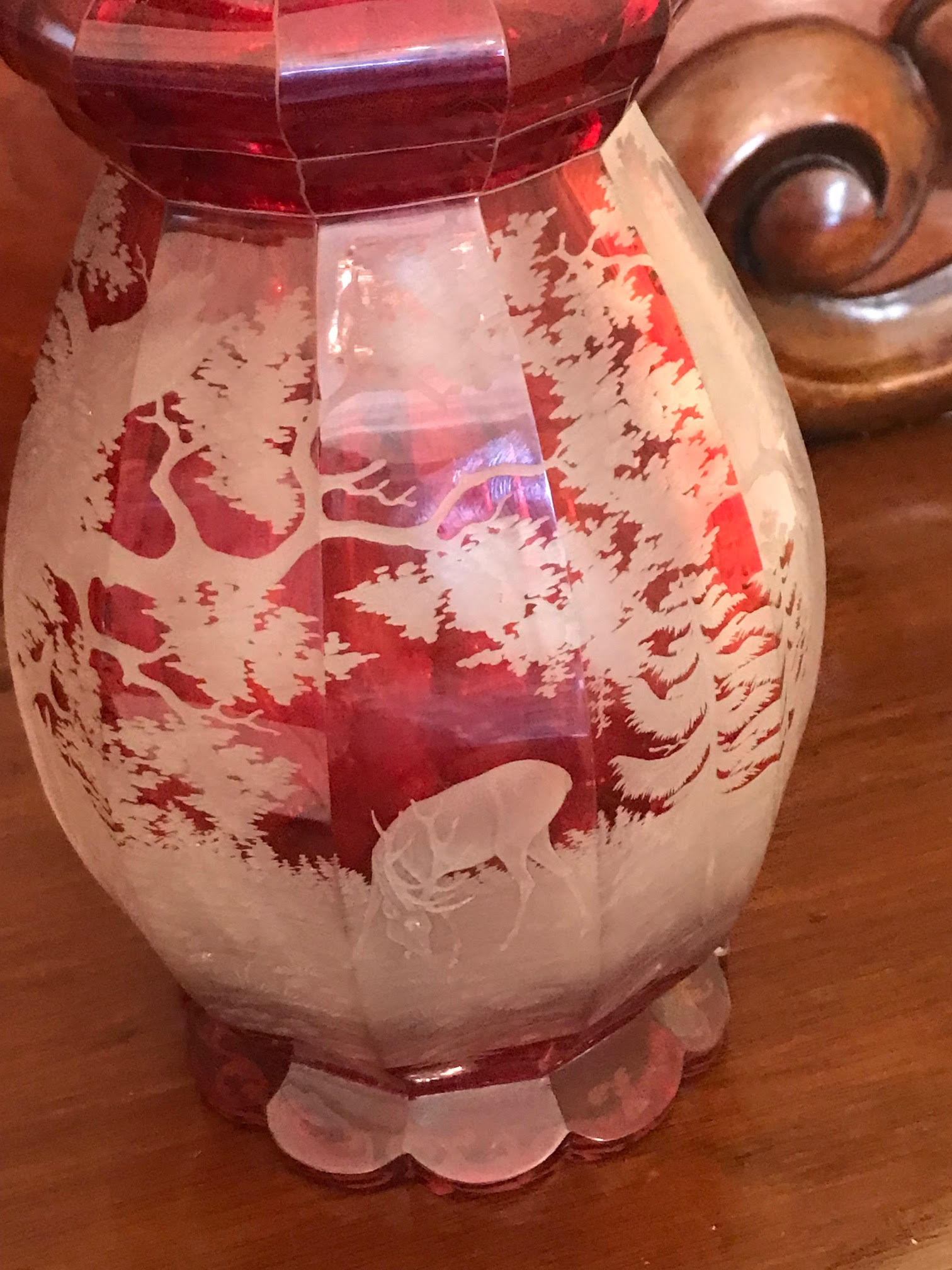 A fine late 19th Century Bohemian ruby glass Vase, etched with deer in woodland scene and - Image 5 of 6