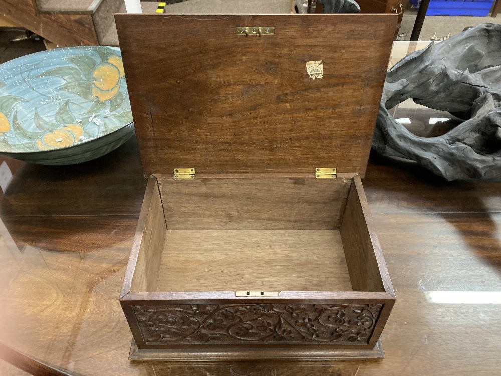 A fine carved Irish mahogany Box, by "The Kilkenny Woodworkers," with fragment of label, the - Image 4 of 8