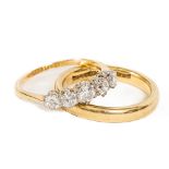 A Ladies 18ct gold five stone diamond Ring, with graduated round brilliant cut diamonds, approx. 9ct