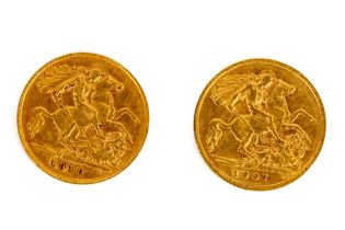 Gold Coin: A 1907 & 1910 half-Sovereign, gold, King Edward VII Coins, good, as coins. (2)