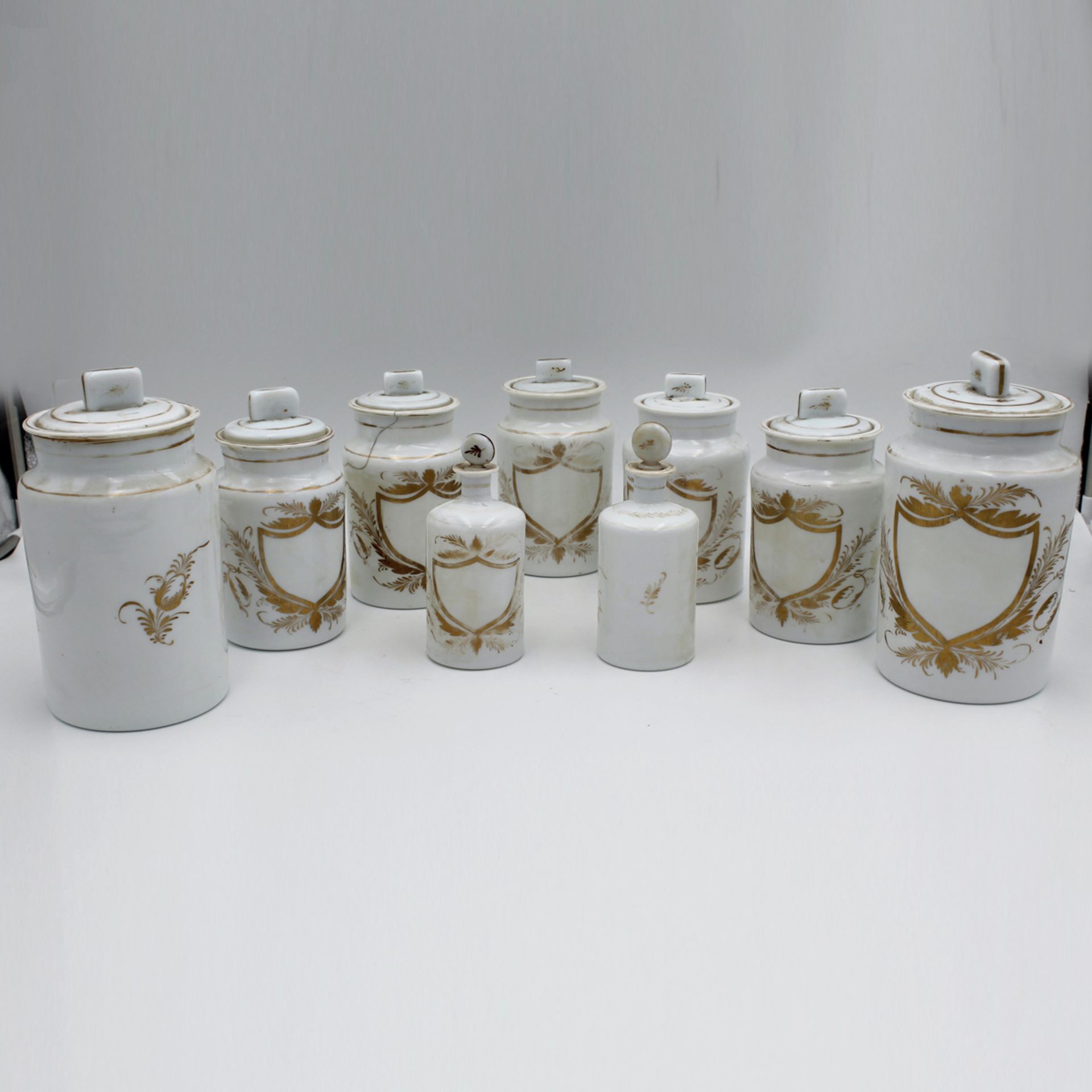 Diciotto vasi da farmacia - Eighteen apothecary jars - Image 2 of 2