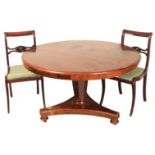Tavolo tondo con sei sedie - Round table with six chairs