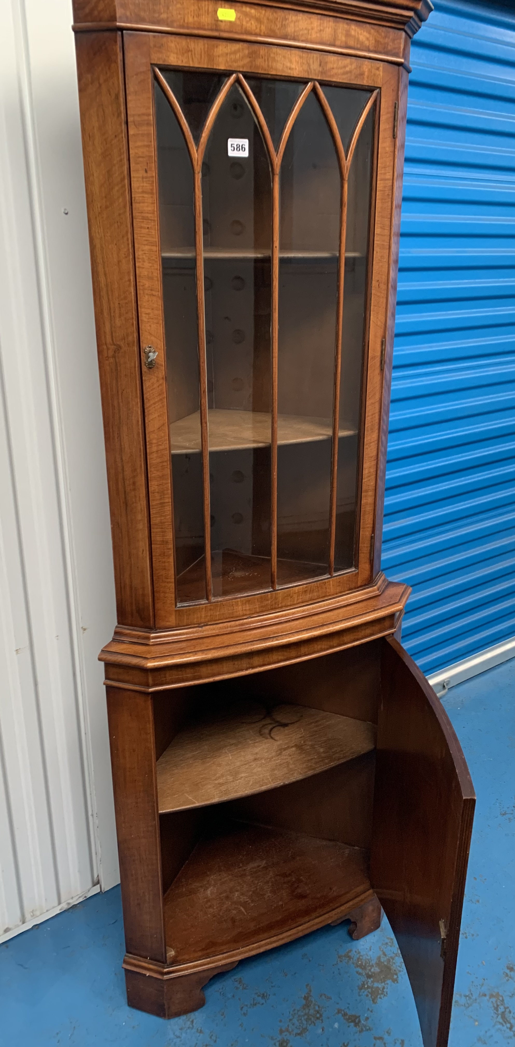 Walnut corner cabinet - Image 4 of 4