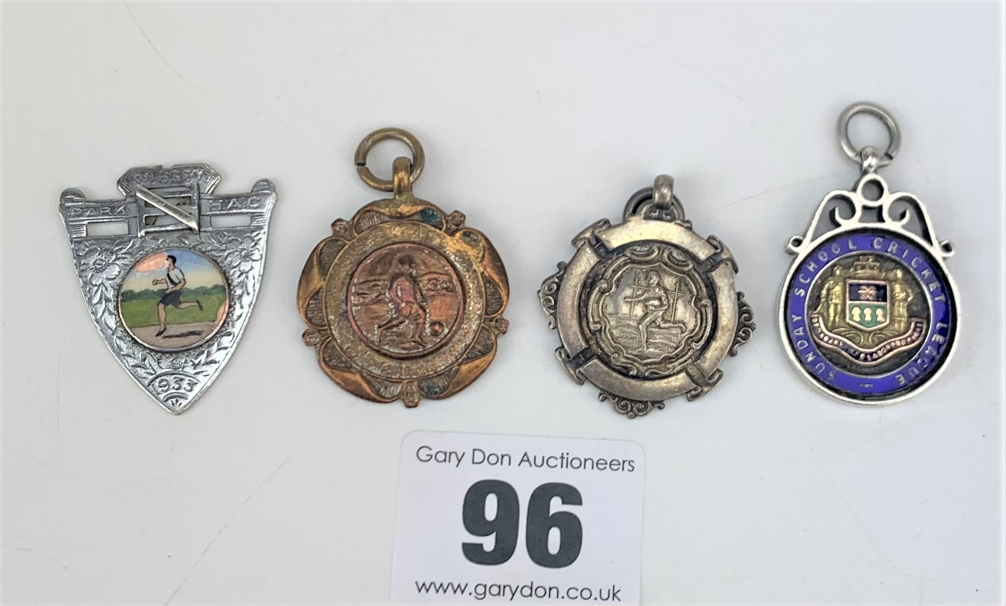 4 sporting medals (3 silver & 1 plated)