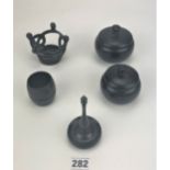 282 6 pieces of ebony- ring holder, 2 lidded pots, candle holder and barrel 3946